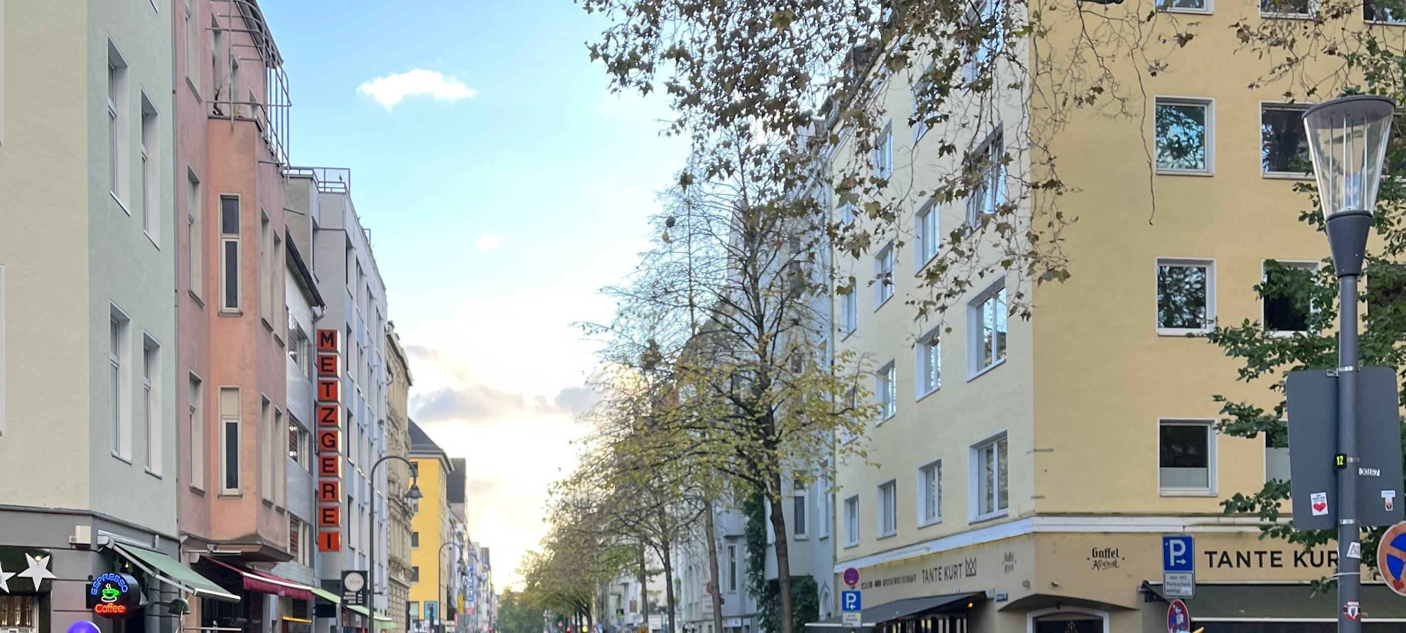 Köln/Rhein-Erft: Überwiegend friedlicher Sessionsstart