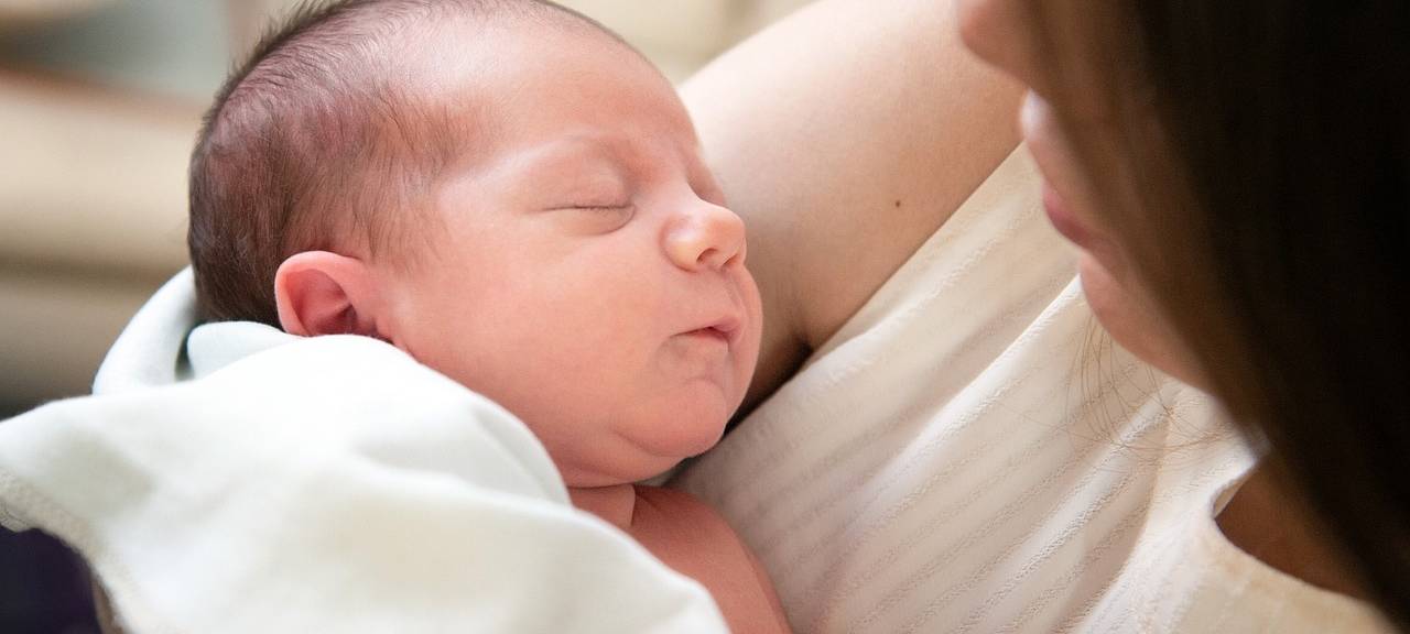 Rhein-Erft: Immer weniger Teenie-Mütter