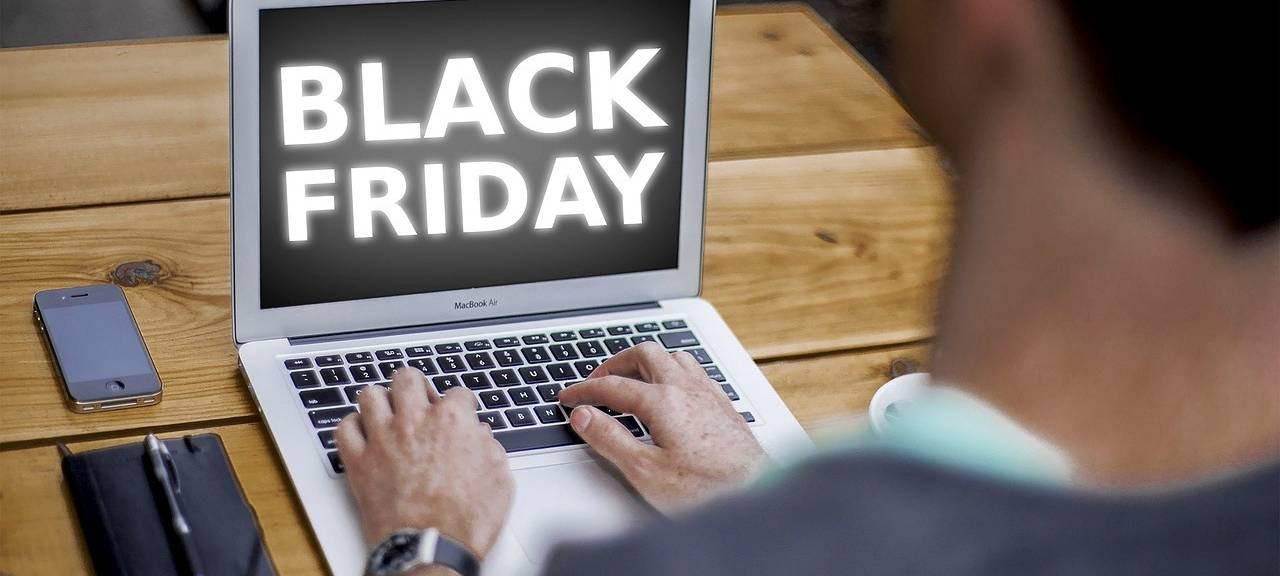 Rhein-Erft: Vorsicht bei vermeintlichen Black-Week-Rabatten
