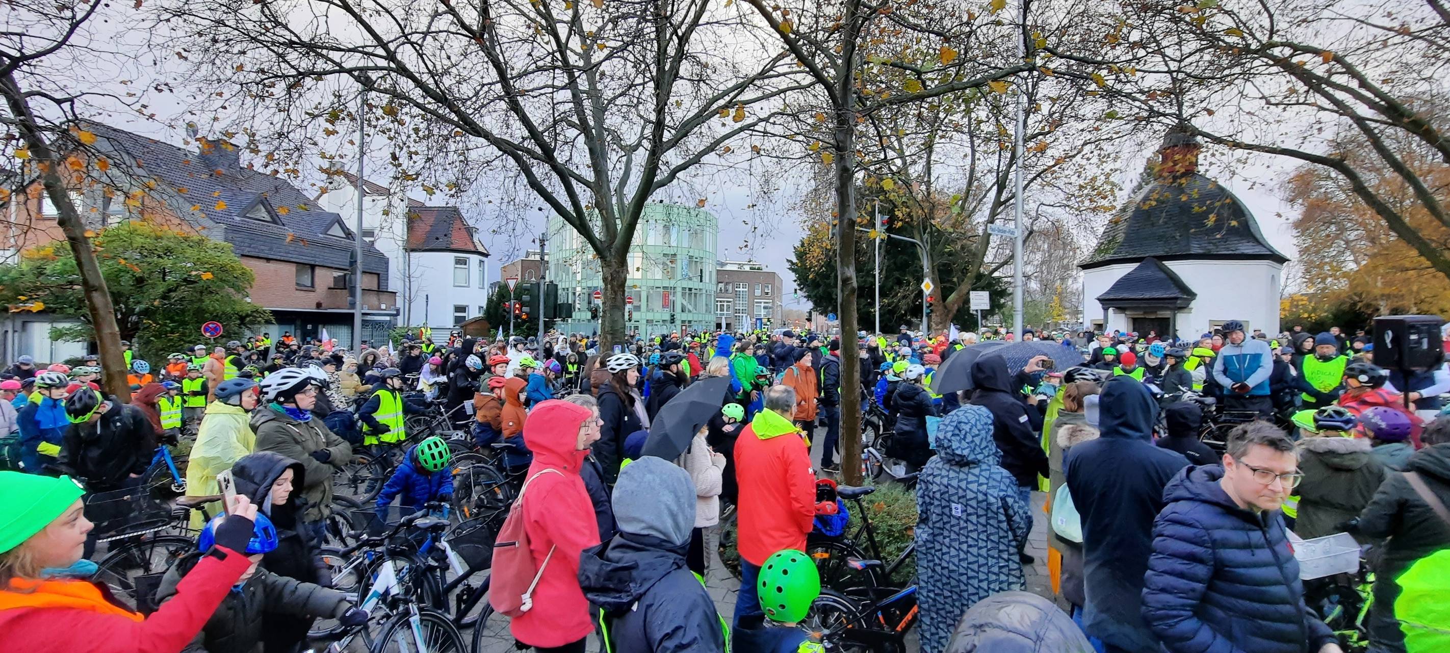 Pulheim: Gedenkfahrt für Henry