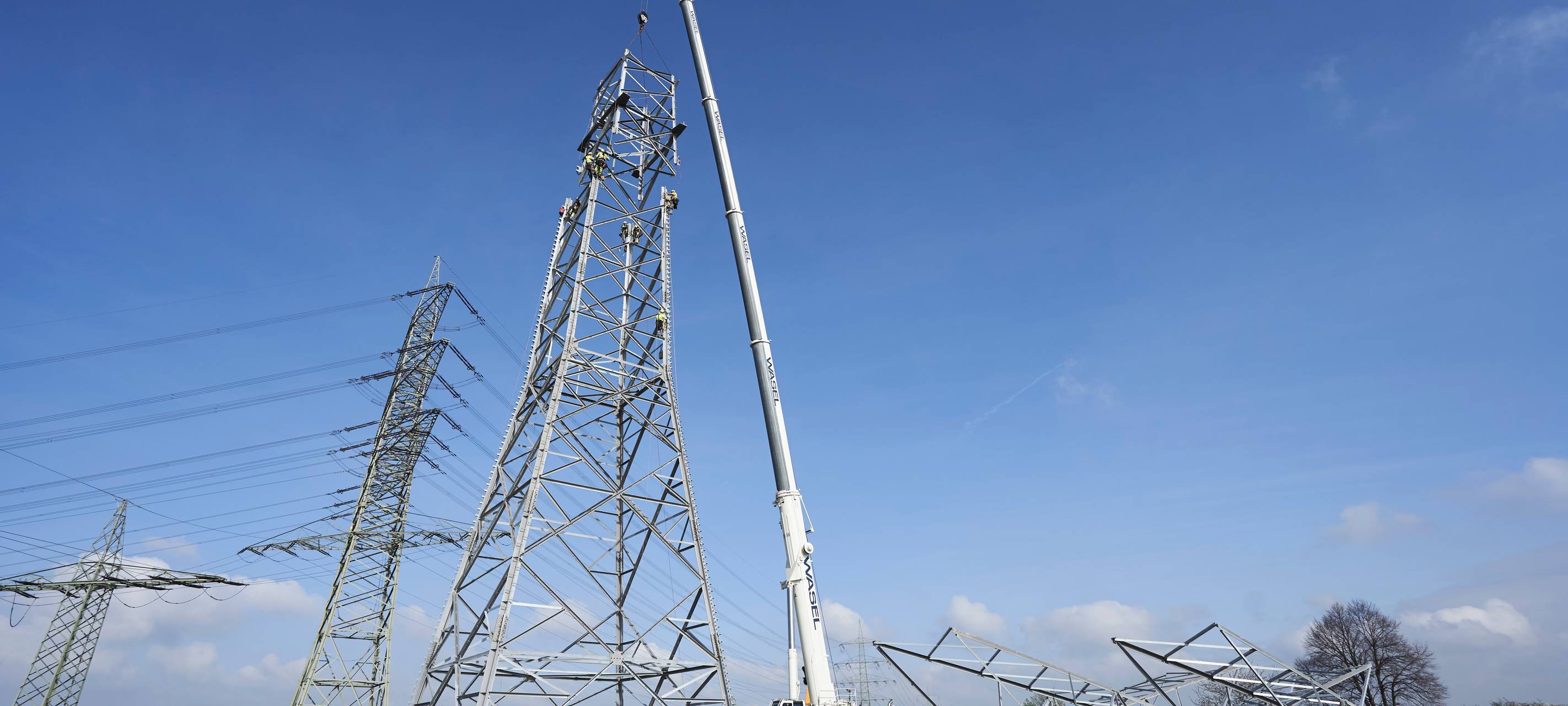 Stromleitung fit für die Energiewende