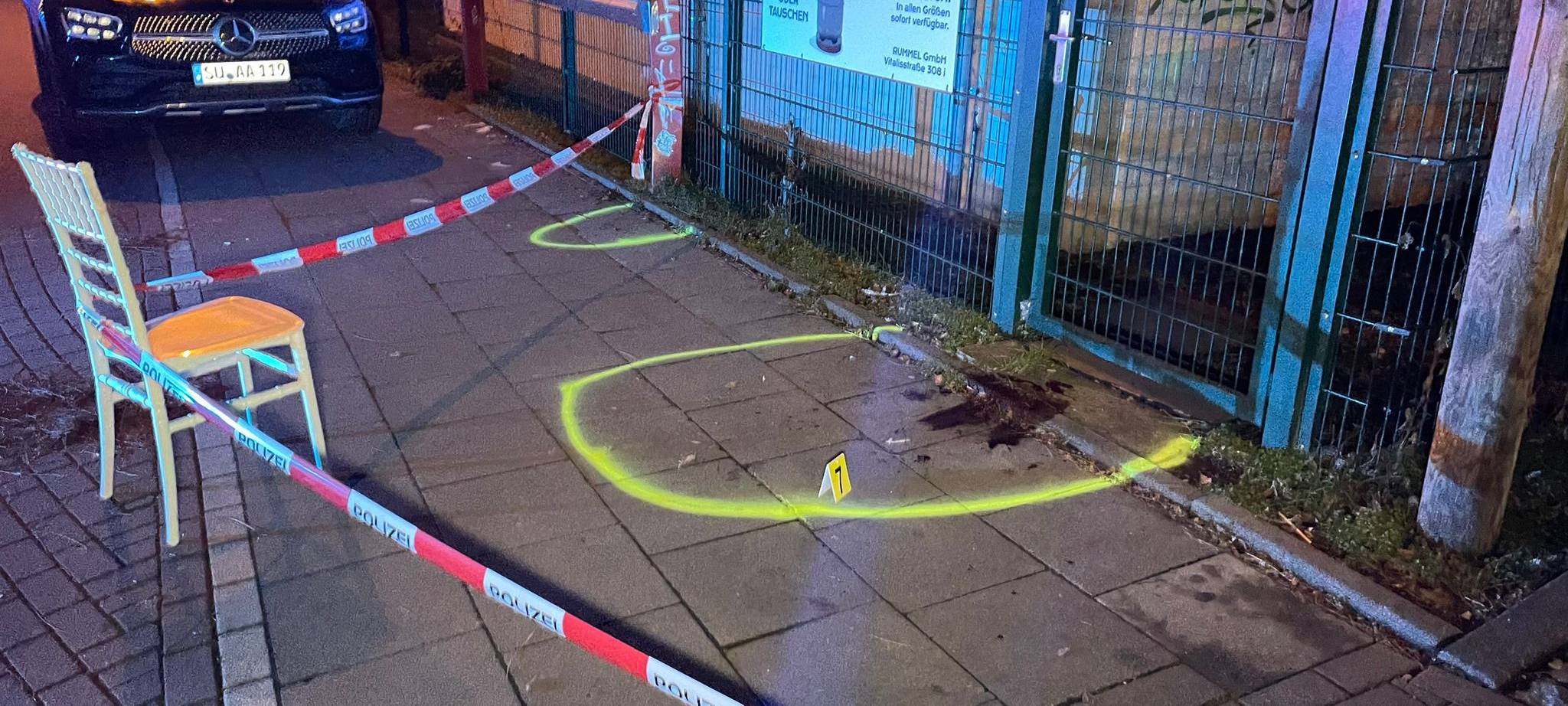 Köln: Drei Schwerverletzte nach Messerstecherei