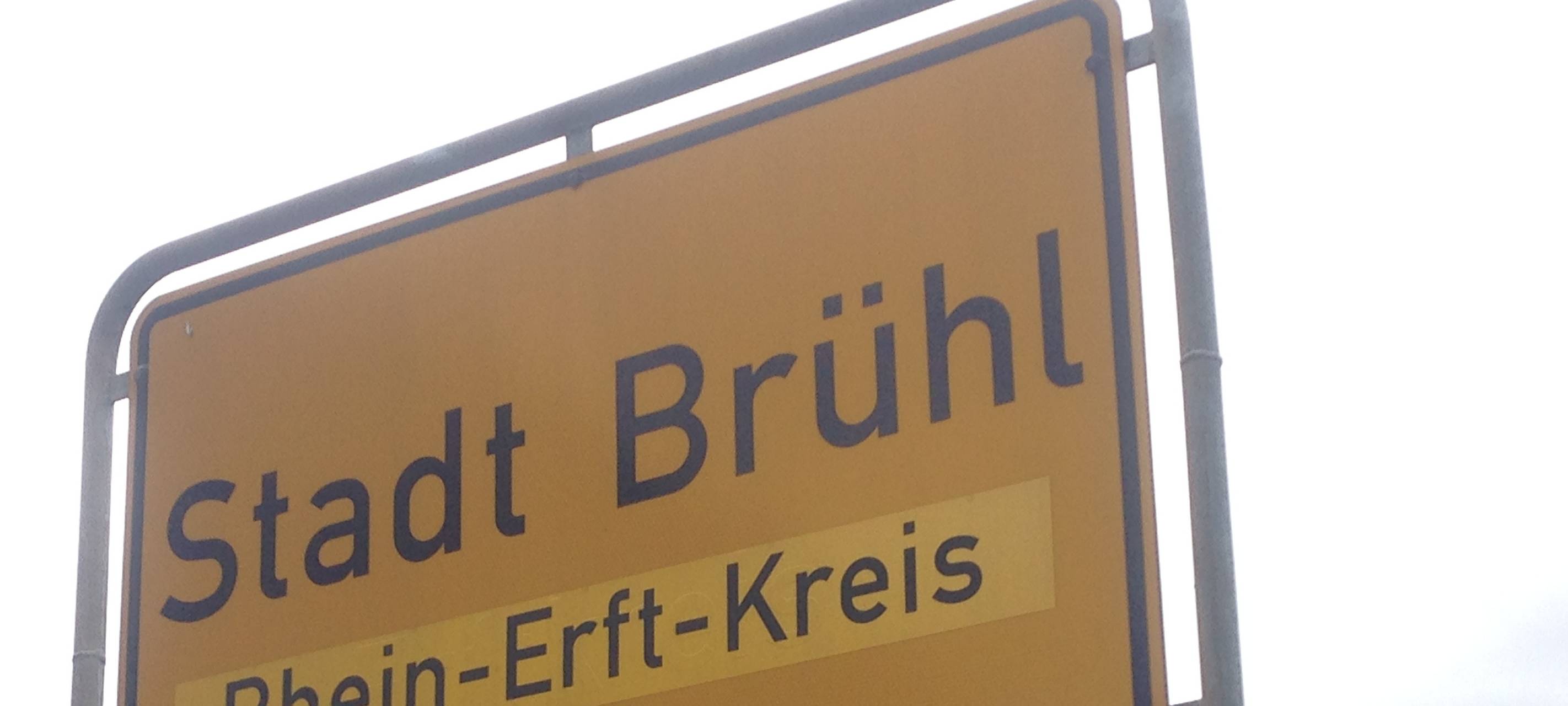 Kinderfeuerwehr in Brühl bekommt Mannschaftstransporter