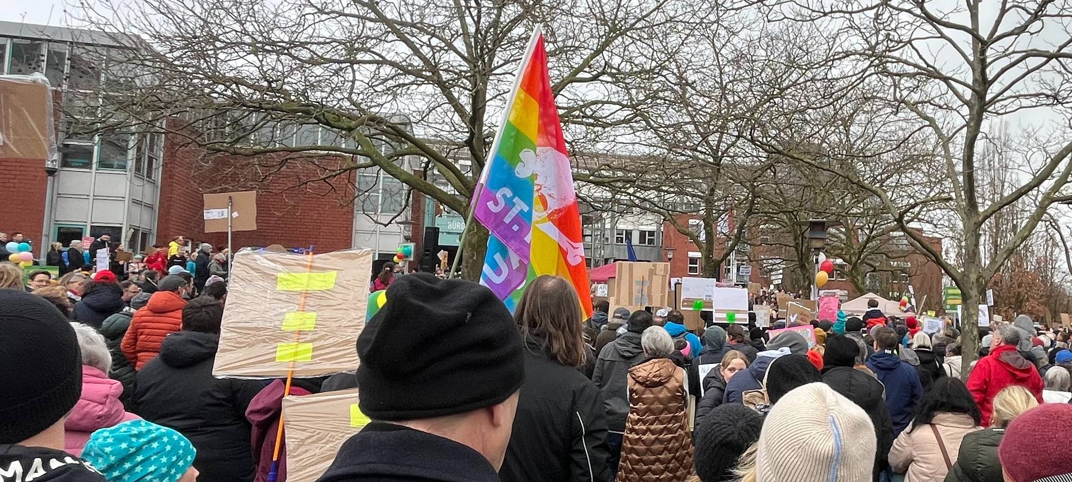 Hürth: Große Demo gegen Rechts