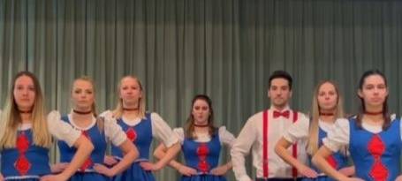 Wesseling: Tanzcorps unterstützt "It's a Dress, Not a Yes"