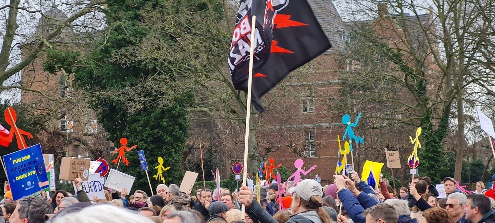 Bedburg: Tausende gegen Rechts
