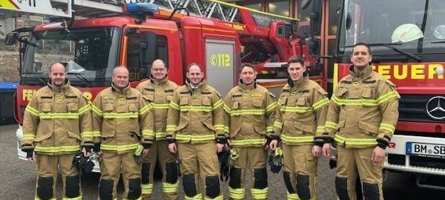Brühl: Feuerwehr bekommt helle Kleidung