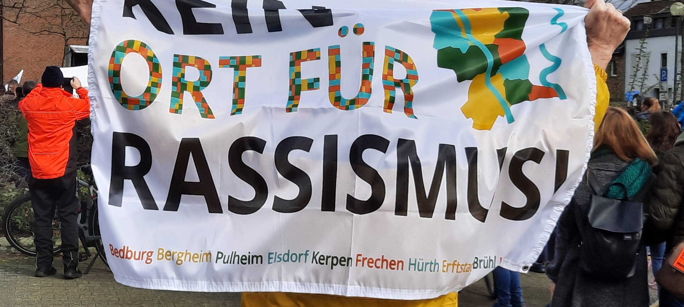 Mahnwache gegen Rechtsextremismus in Brühl