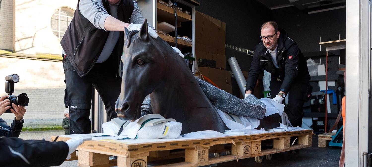 Köln: Heikle Aktion beim Aufbau der neuen Dauerausstellung