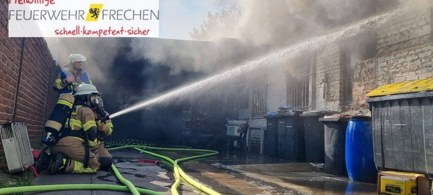 Frechen: Feuer in Werkstatt gelöscht