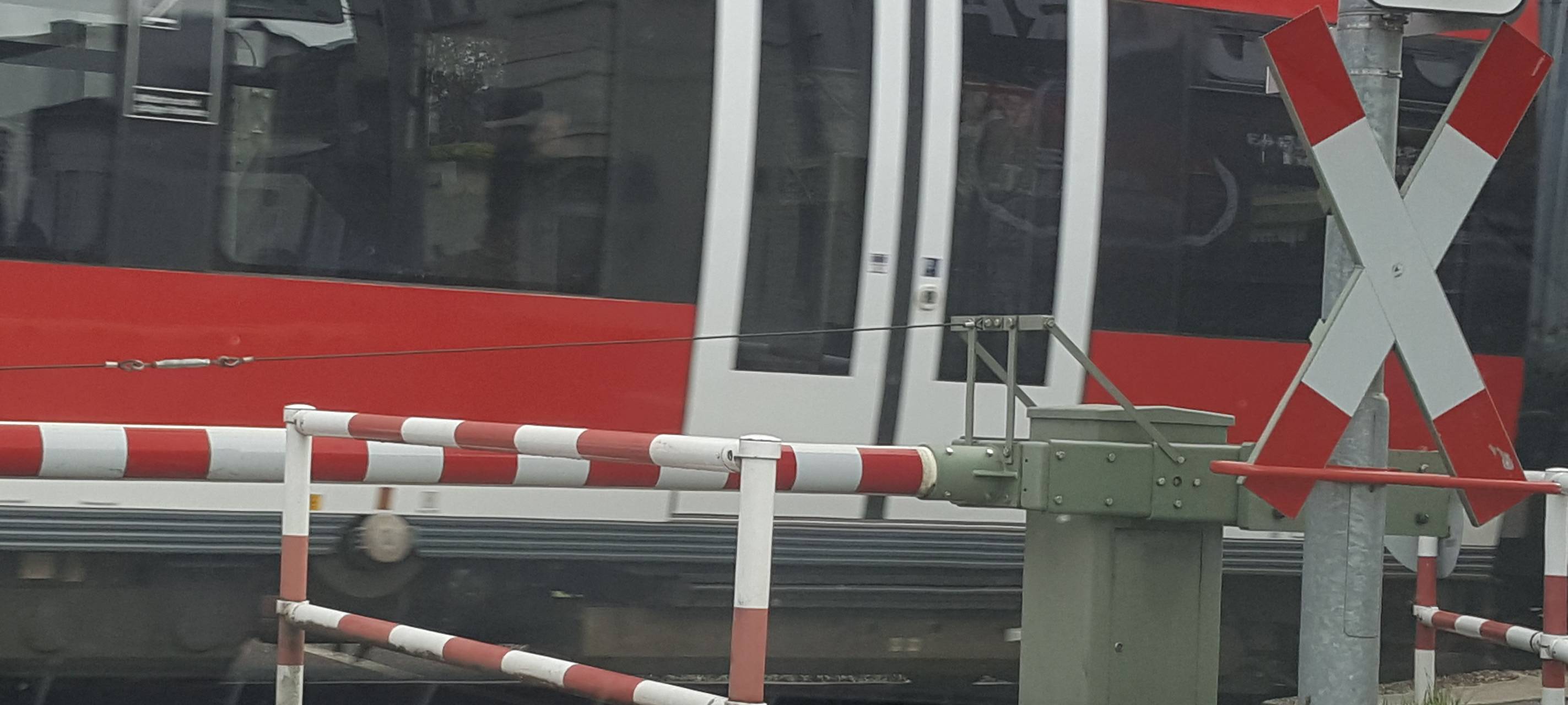 Region: 3G-Kontrollen in Bus und Bahn