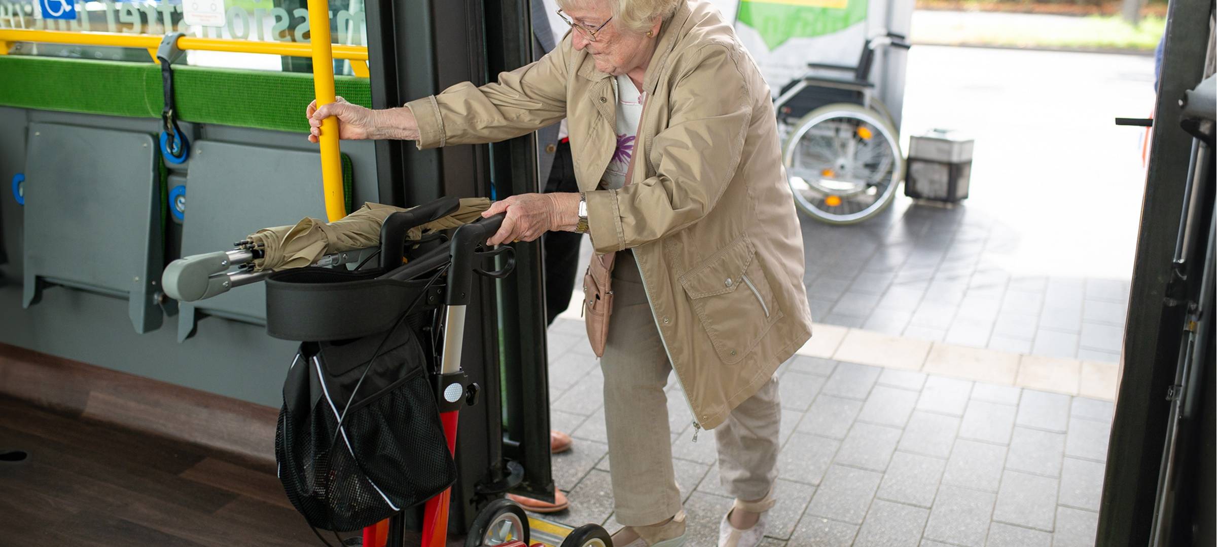 Hürth: Weitere Bushaltestellen werden barrierefrei