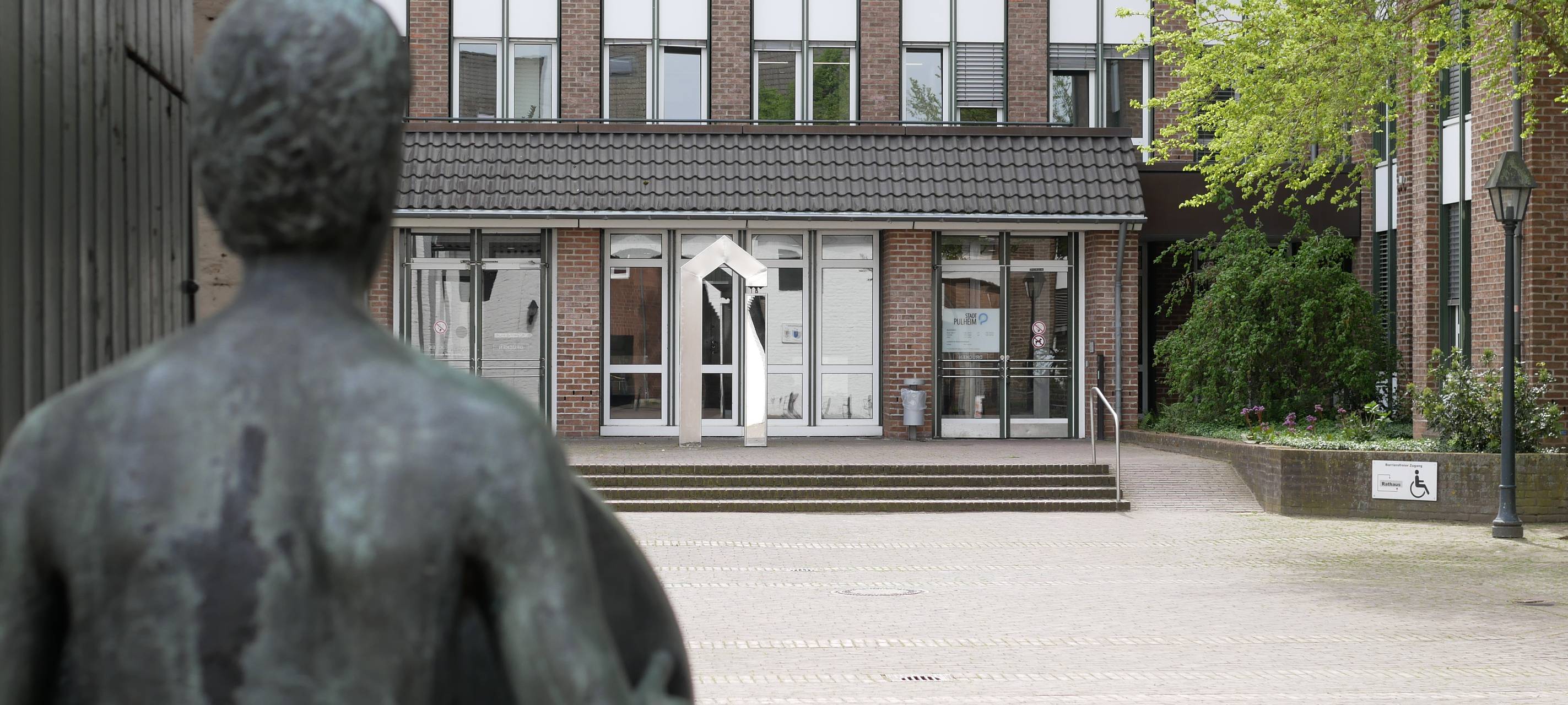 Pulheimer Flüchtlingsunterkünfte teurer als gedacht