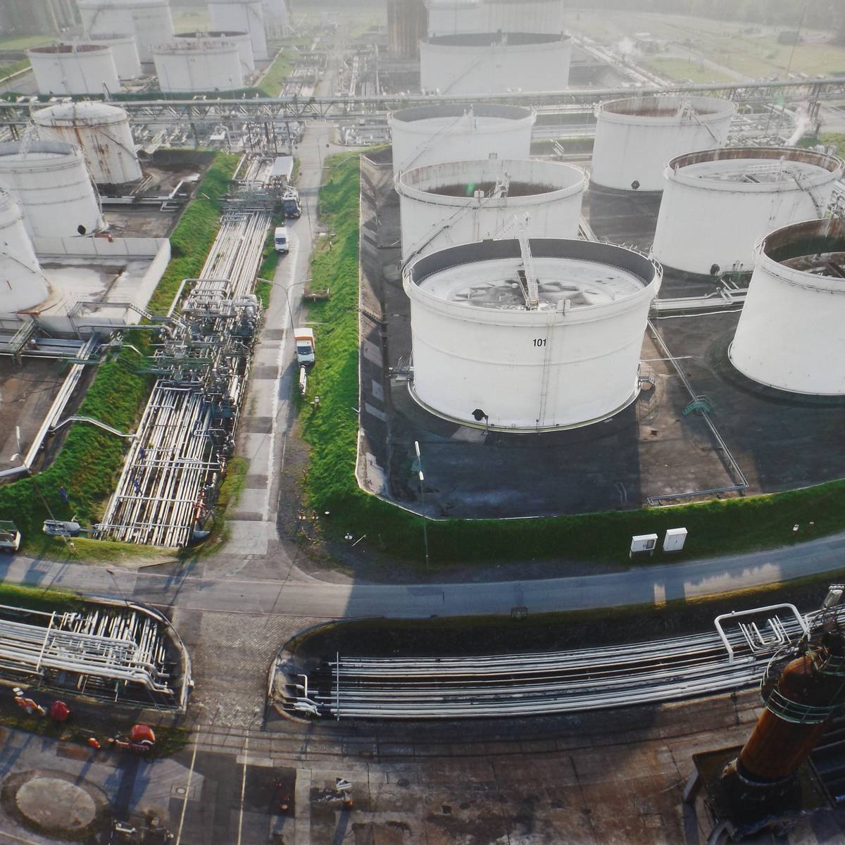 Köln: Verdacht auf Blindgänger bei Shell in Godorf - Radio Erft