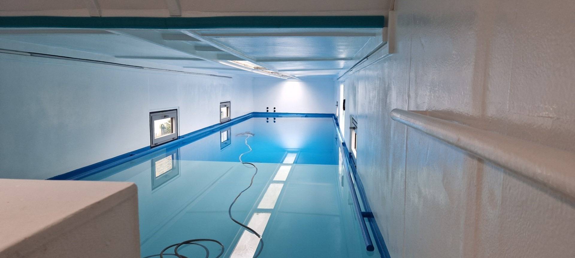 Pulheim: Schwimmenlernen im Container