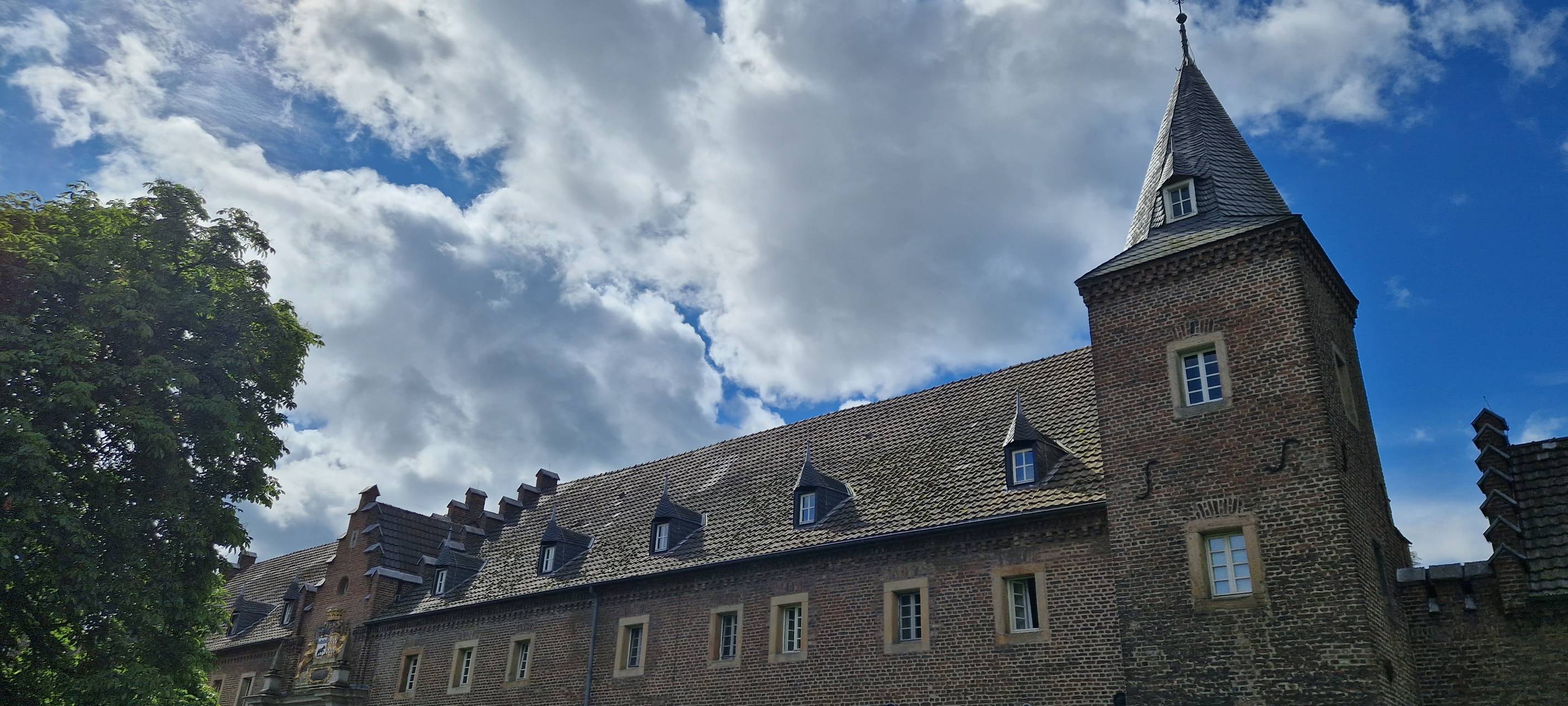 Spielplatzeröffnung Schloss Gracht in Liblar