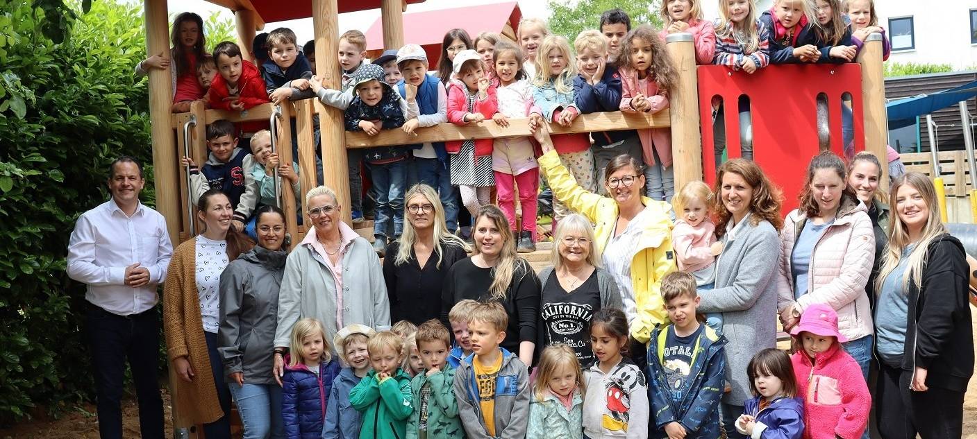 Pulheim: Neue Klettergerüste, Schaukeln und Sandkasten