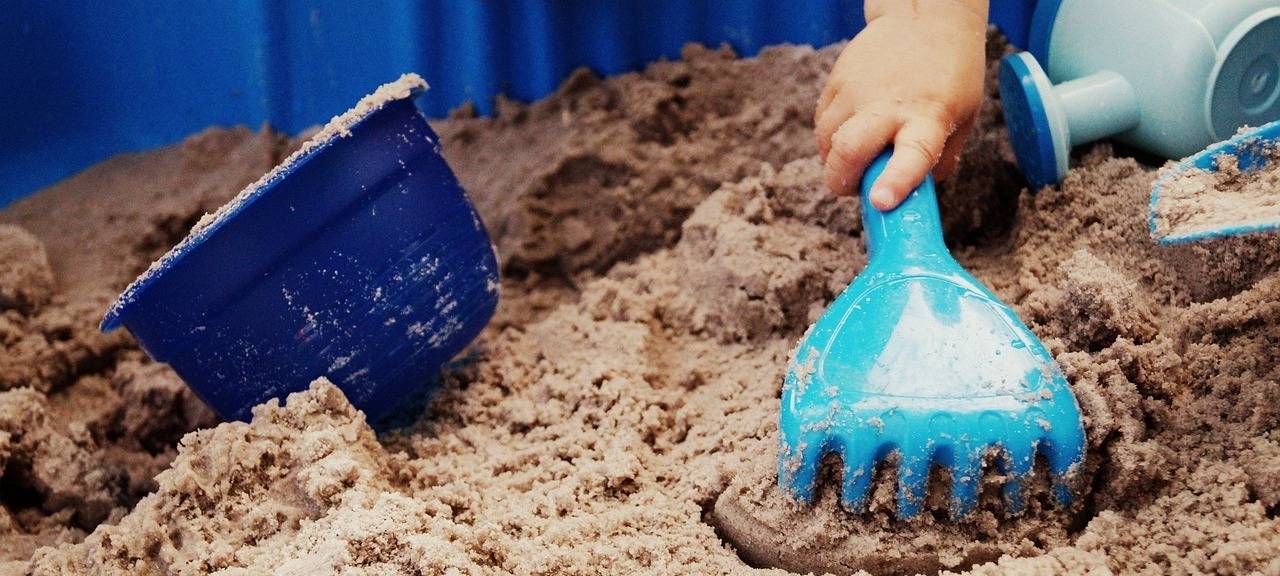 Brühl: XXL-Sandkasten steht jetzt woanders