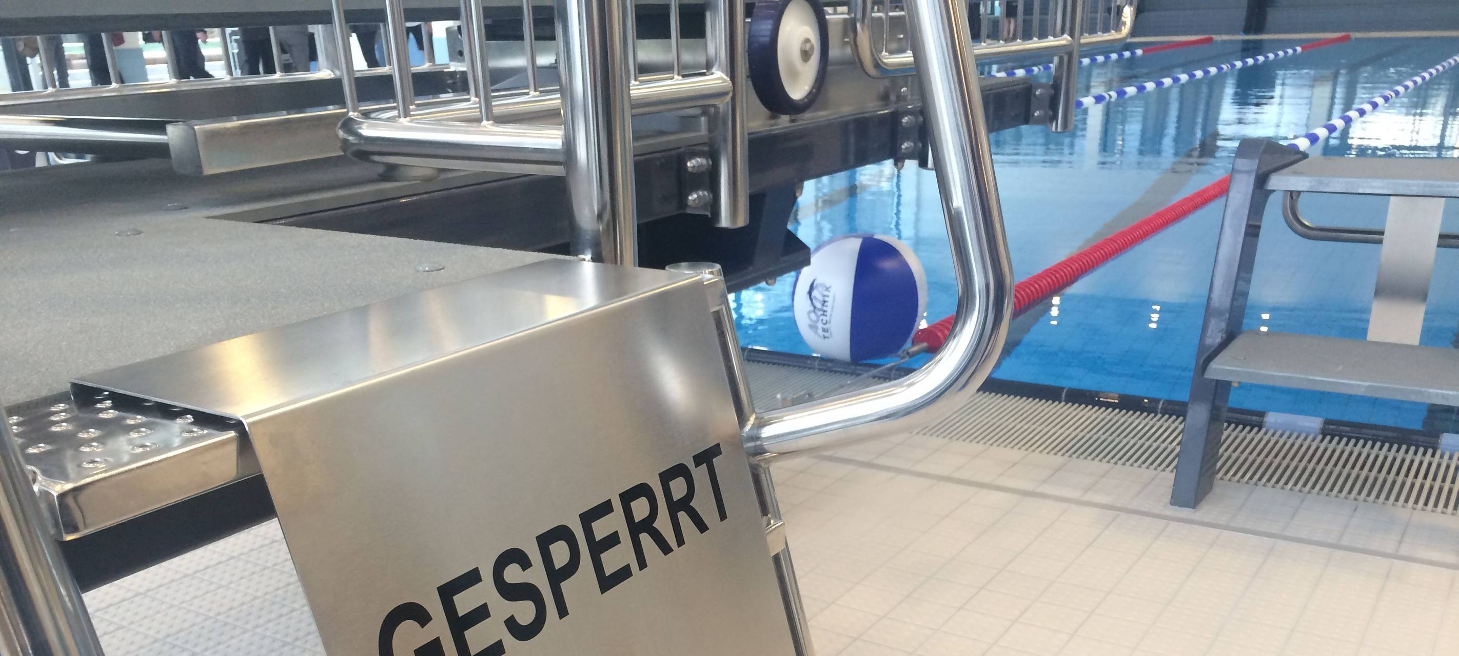Erftstadt: Hallenbad in Liblar bleibt zu