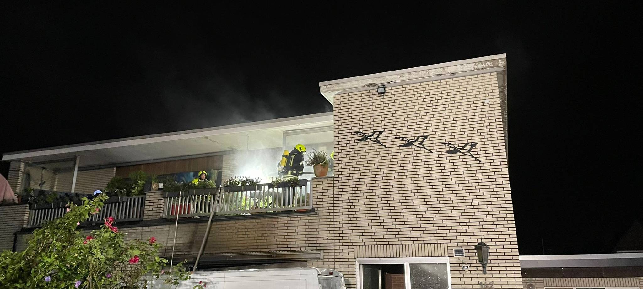 Bergheim: Feuerwehr rettet Ehepaar bei Brand in Niederaußem