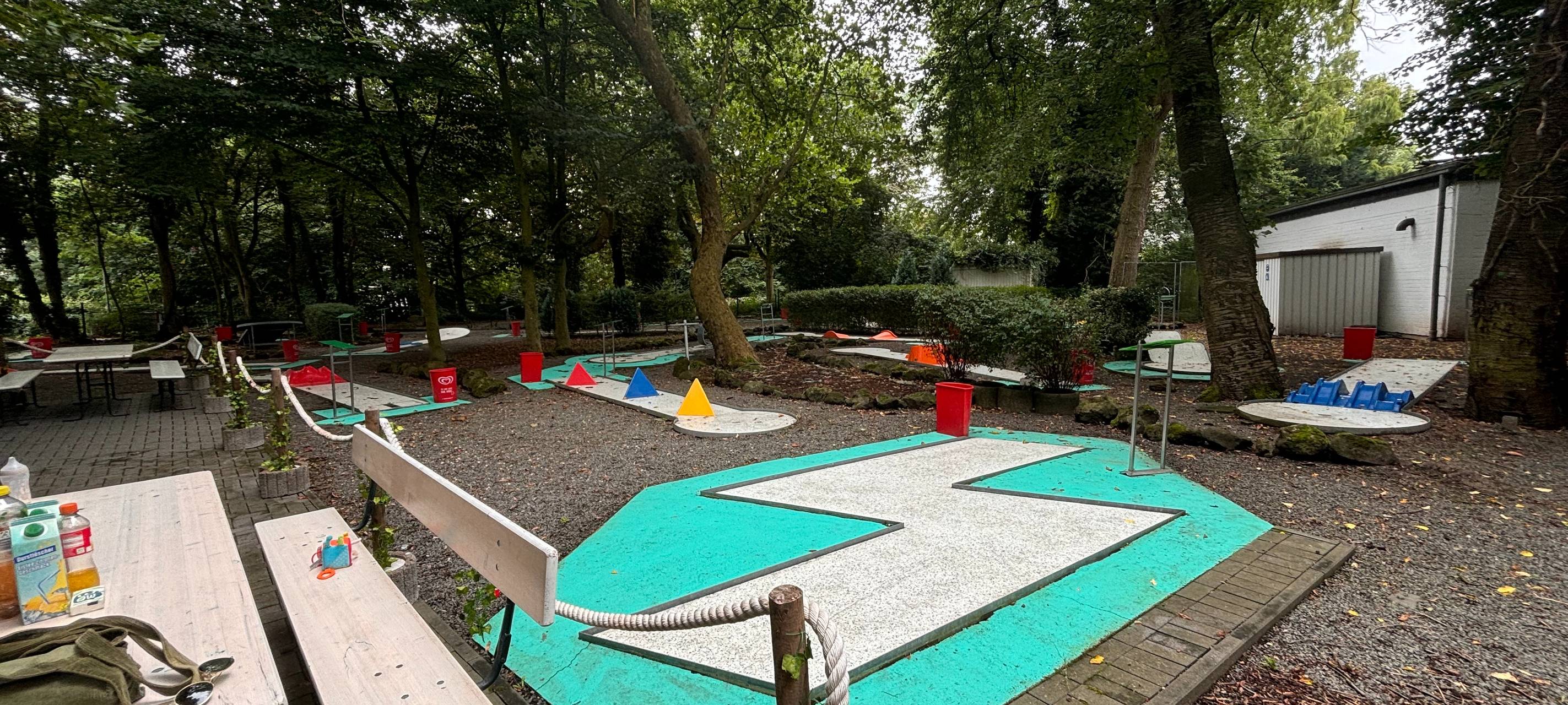 Bedburg: Neueröffnung der Minigolf-Anlage