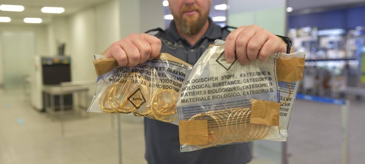 Drogen und Goldschmuck - Kölner Zoll zieht Bilanz