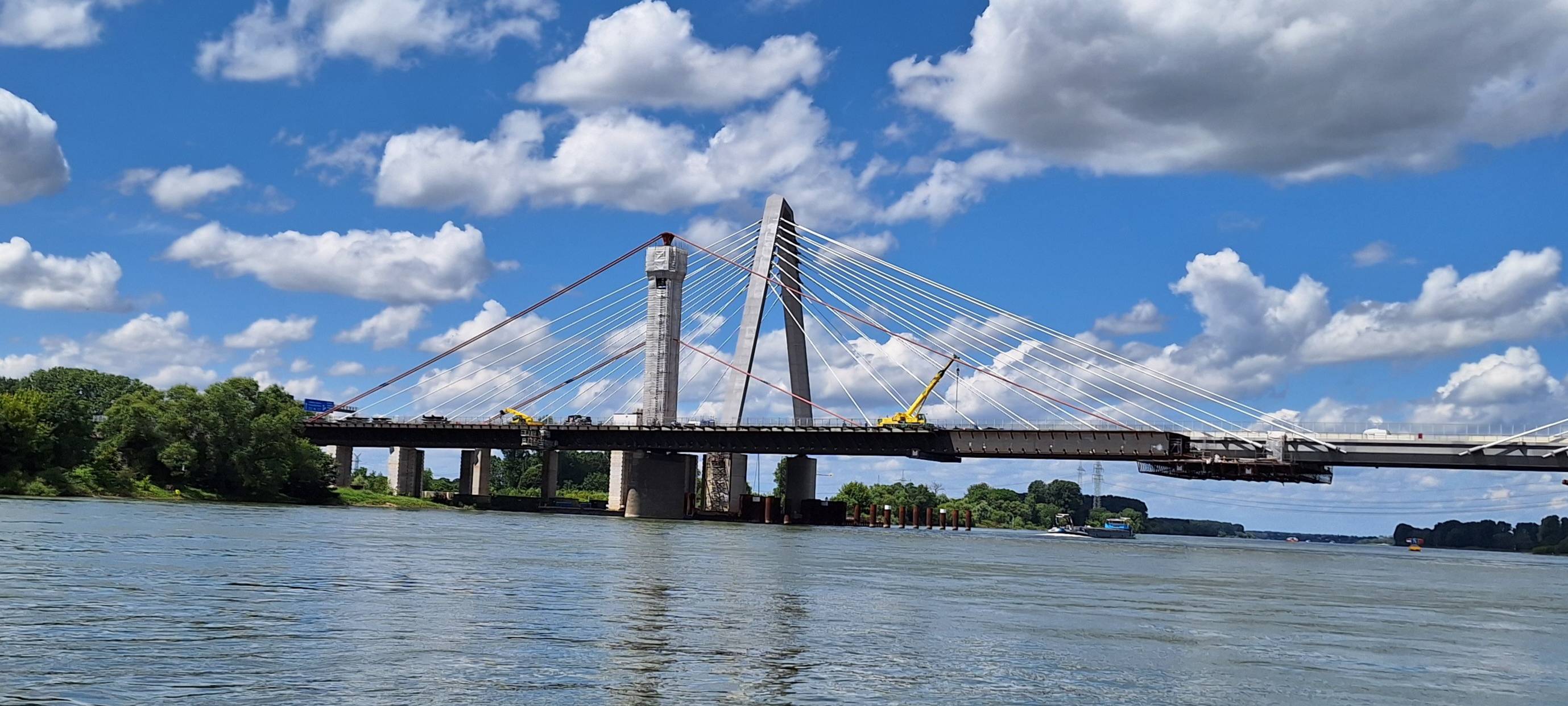 Leverkusener Rheinbrücke wächst langsam