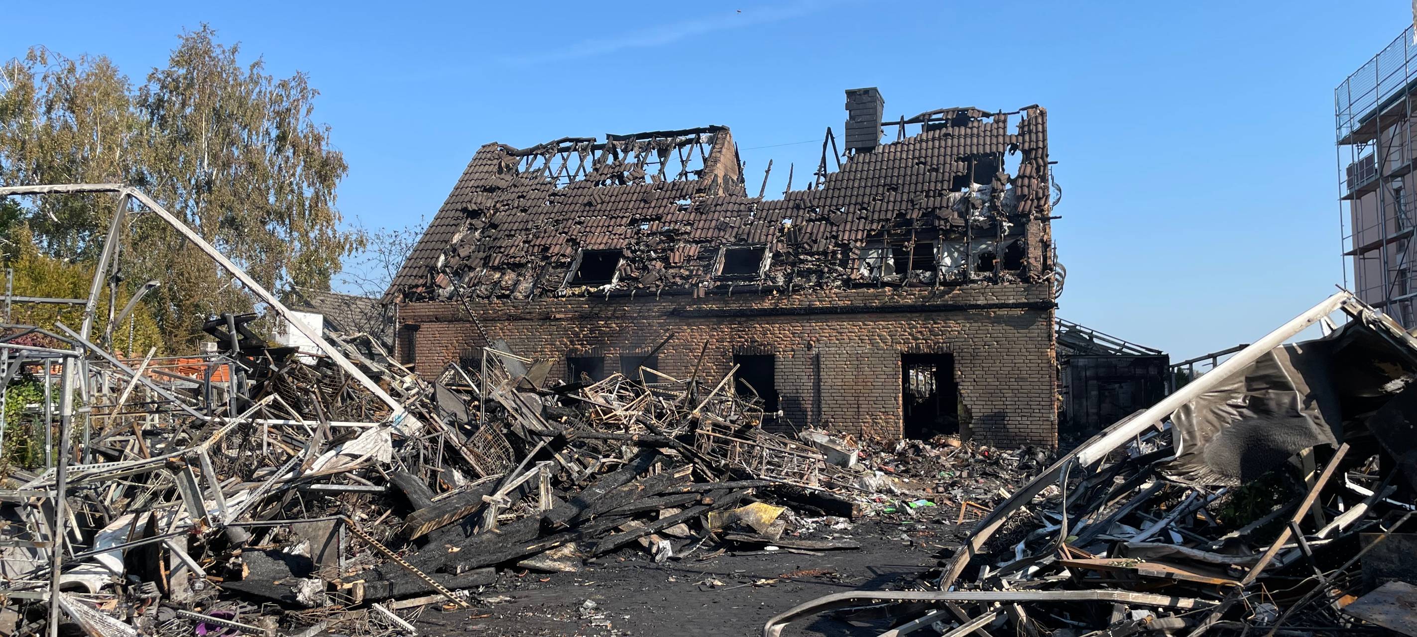 Großbrand in Wesseling: Gärtnerei und Wohnhaus zerstört