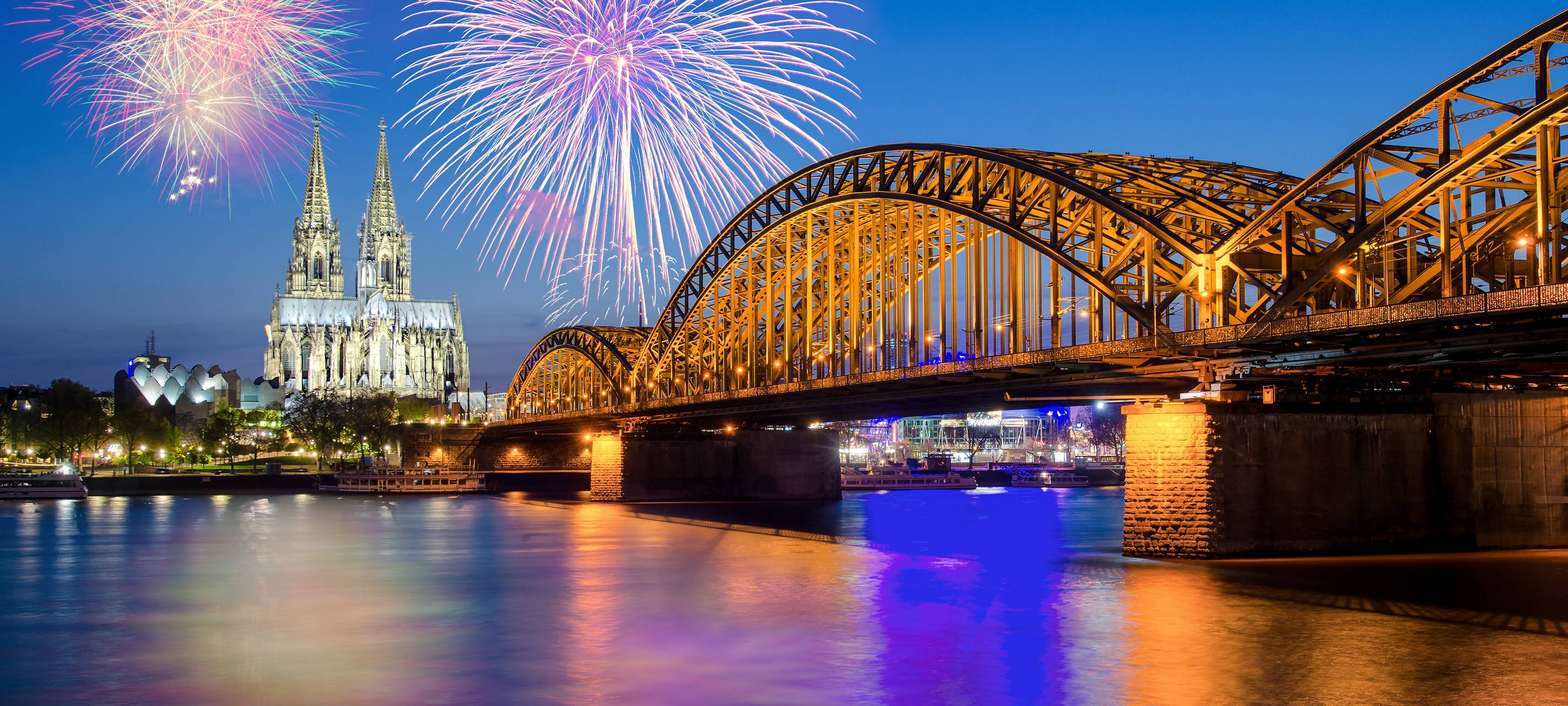 Kölner Lichter vor ihrer Rückkehr