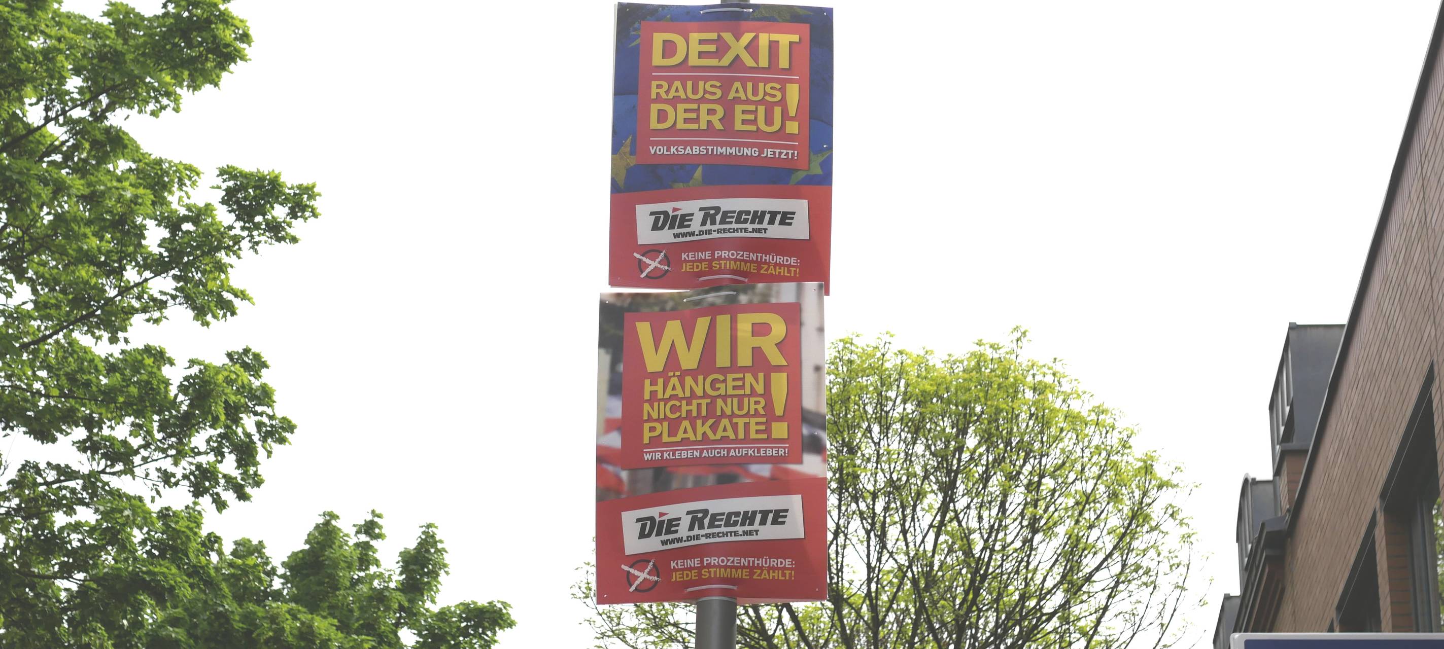 Rechte Plakate im Kreis sind legitim - aber an der Grenze