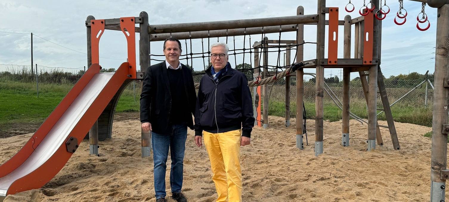 Neues Spielgerüst in Pulheim eingeweiht