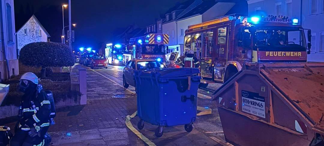 Brand in Brühl-Pingsdorf: Wohnung vorerst unbewohnbar