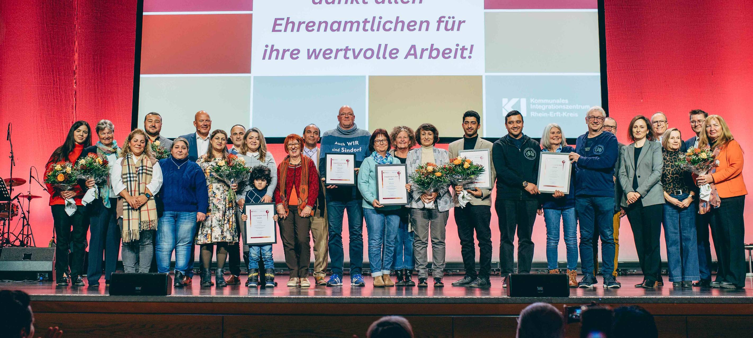 Landrat Rock verleiht Integrationspreis im Bergheimer Medio