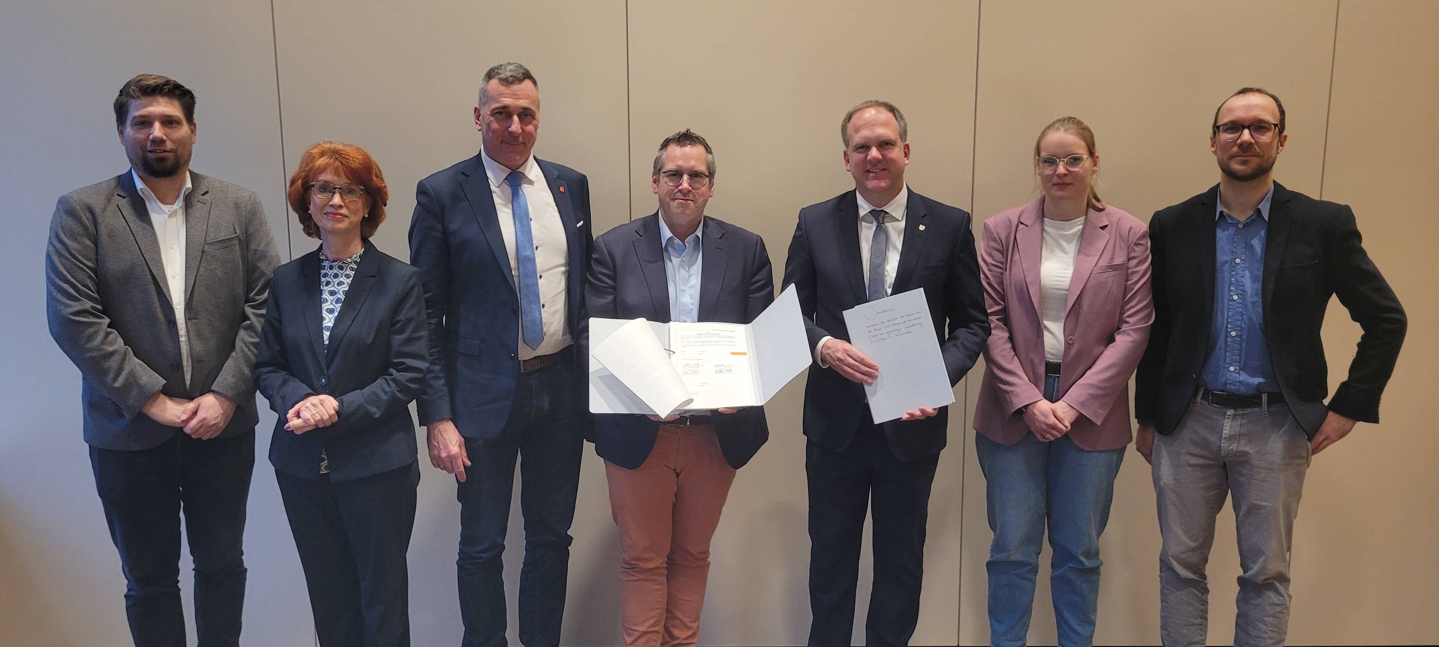 Neuer Notfallverbund der Stadtarchive im Rhein-Erft-Kreis