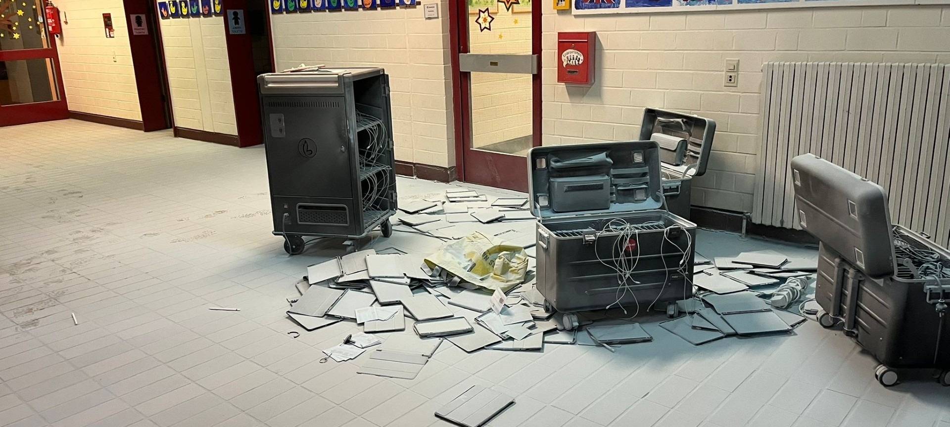 Einbruch in Nordschule Lechenich: Schule verwüstet