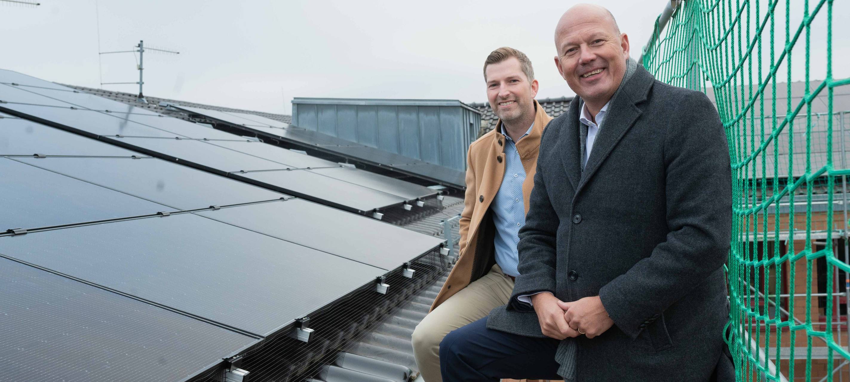 Neue Photovoltaikanlage auf Kreishaus spart CO2 und Kosten