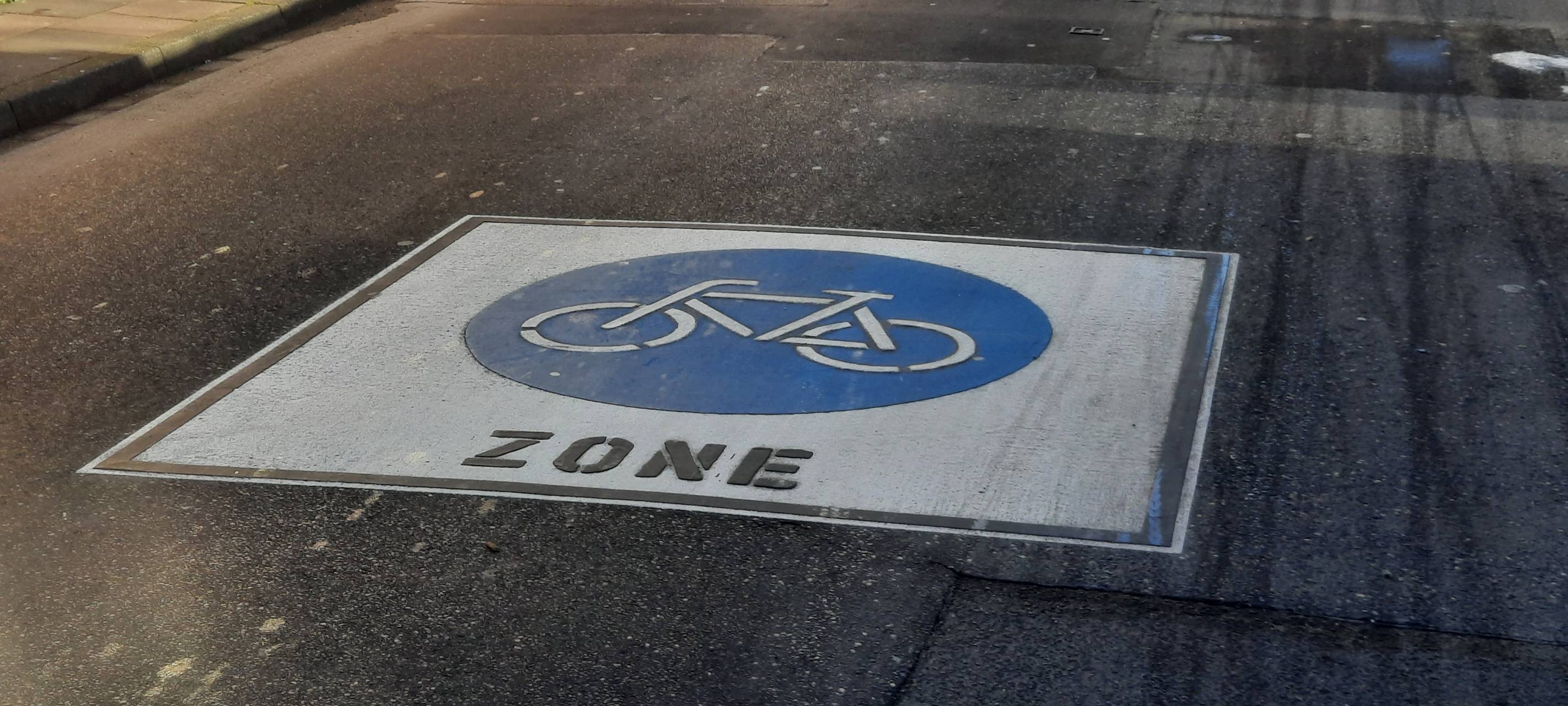 Pulheim: Fahrradstraße am Schulzentrum - Infos am Mittwoch