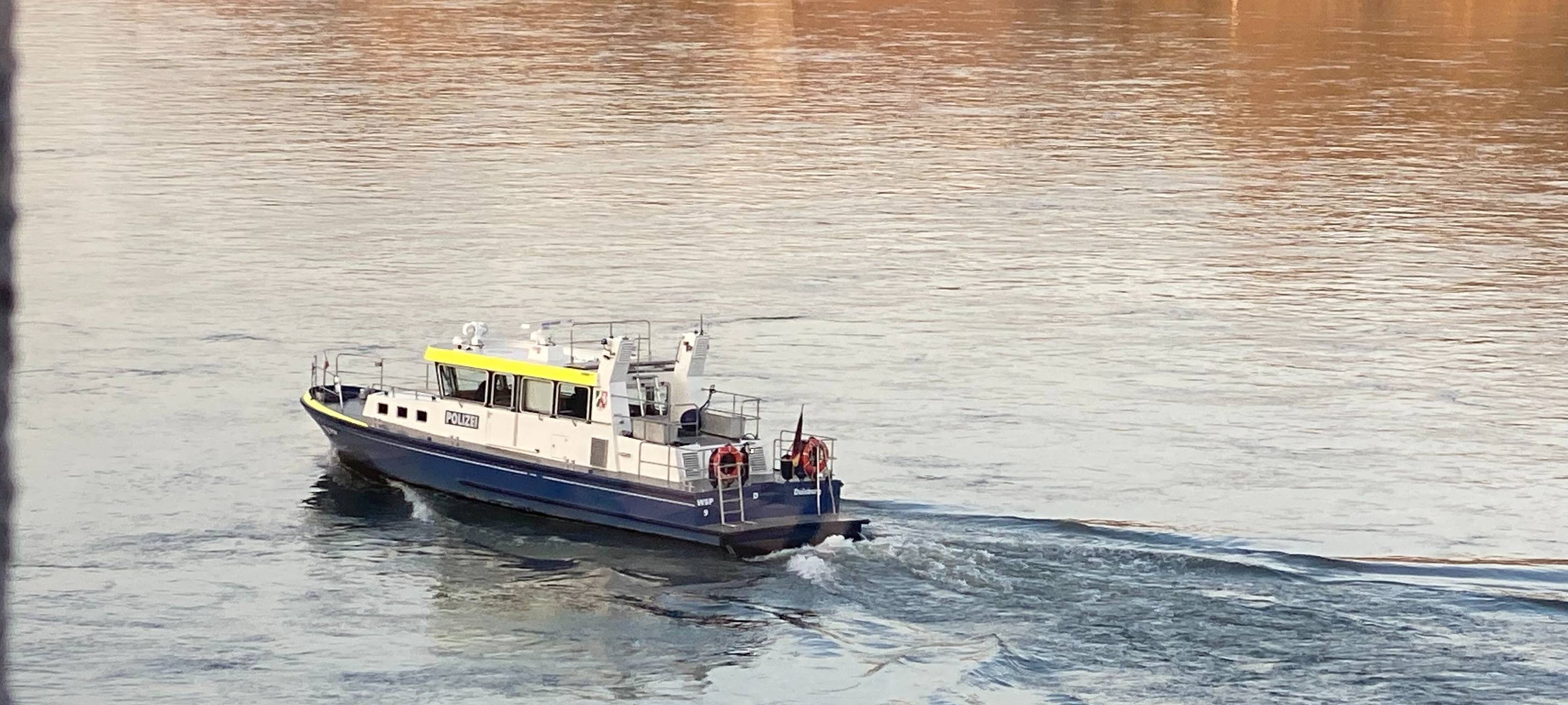 Schon wieder vermisste Person im Rhein bei Köln