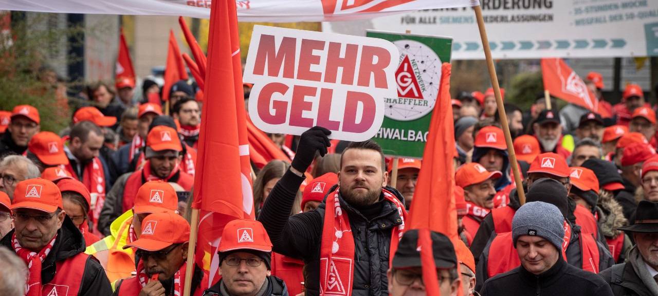 Demo der IG-Metall in Köln