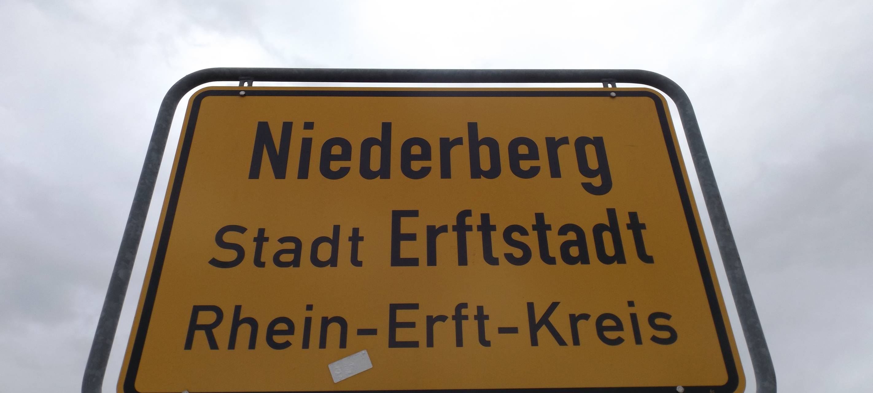Asphaltarbeiten auf dem Herdweg