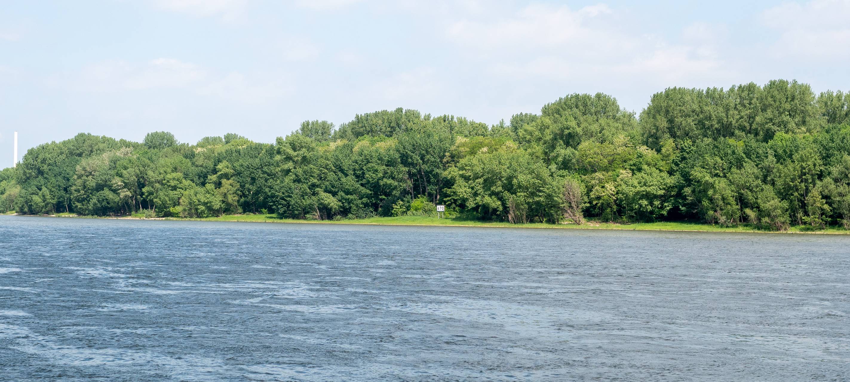 Tragödie im Kölner Rhein: Schwimmer ertrunken