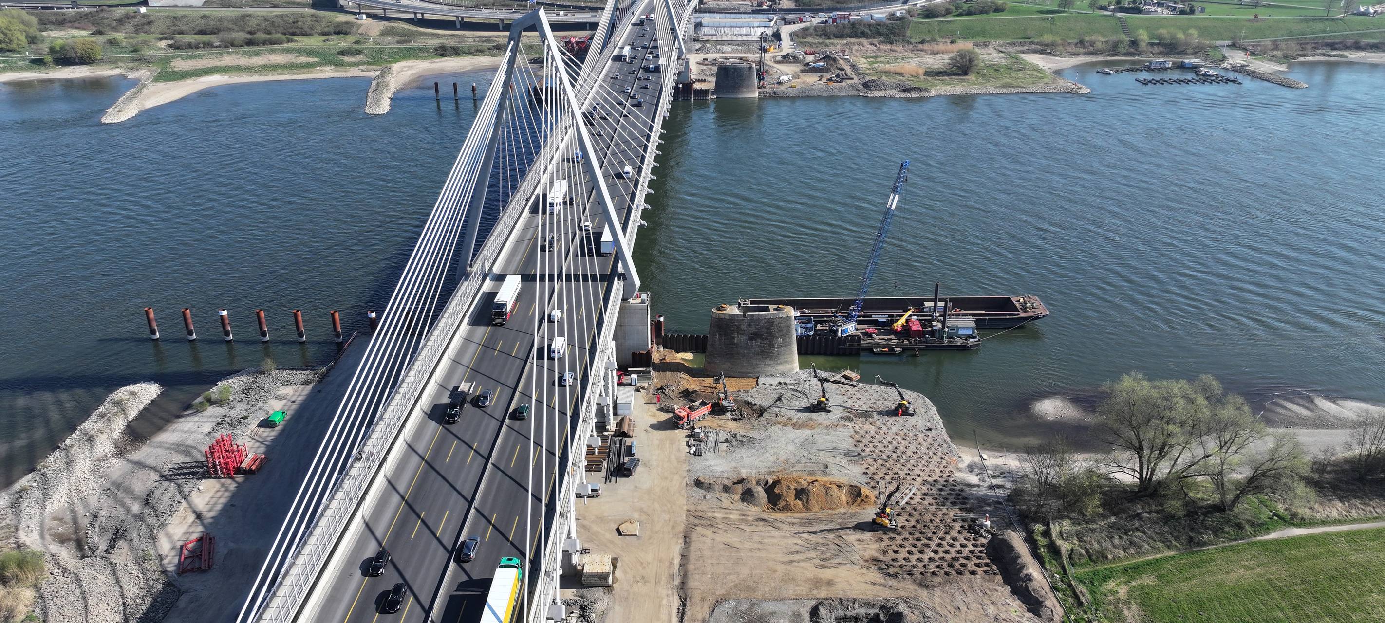 Abriss und Neubau der Rheinbrücke schreiten voran