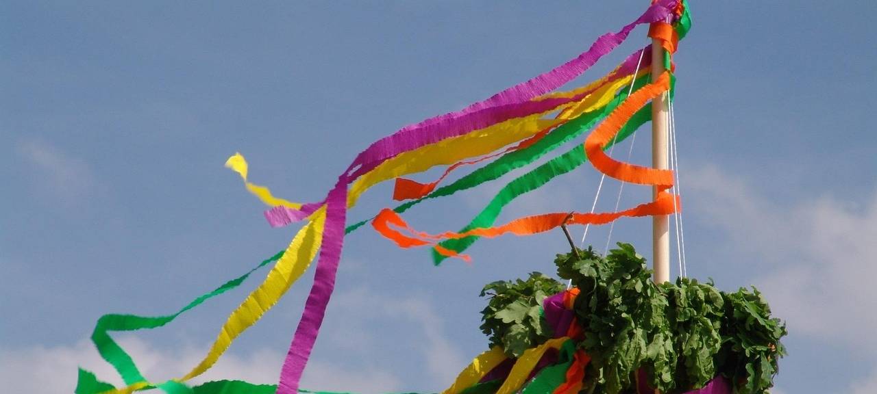 Erftstadt-Friesheim: Richtfest am Dorfgemeinschaftshaus