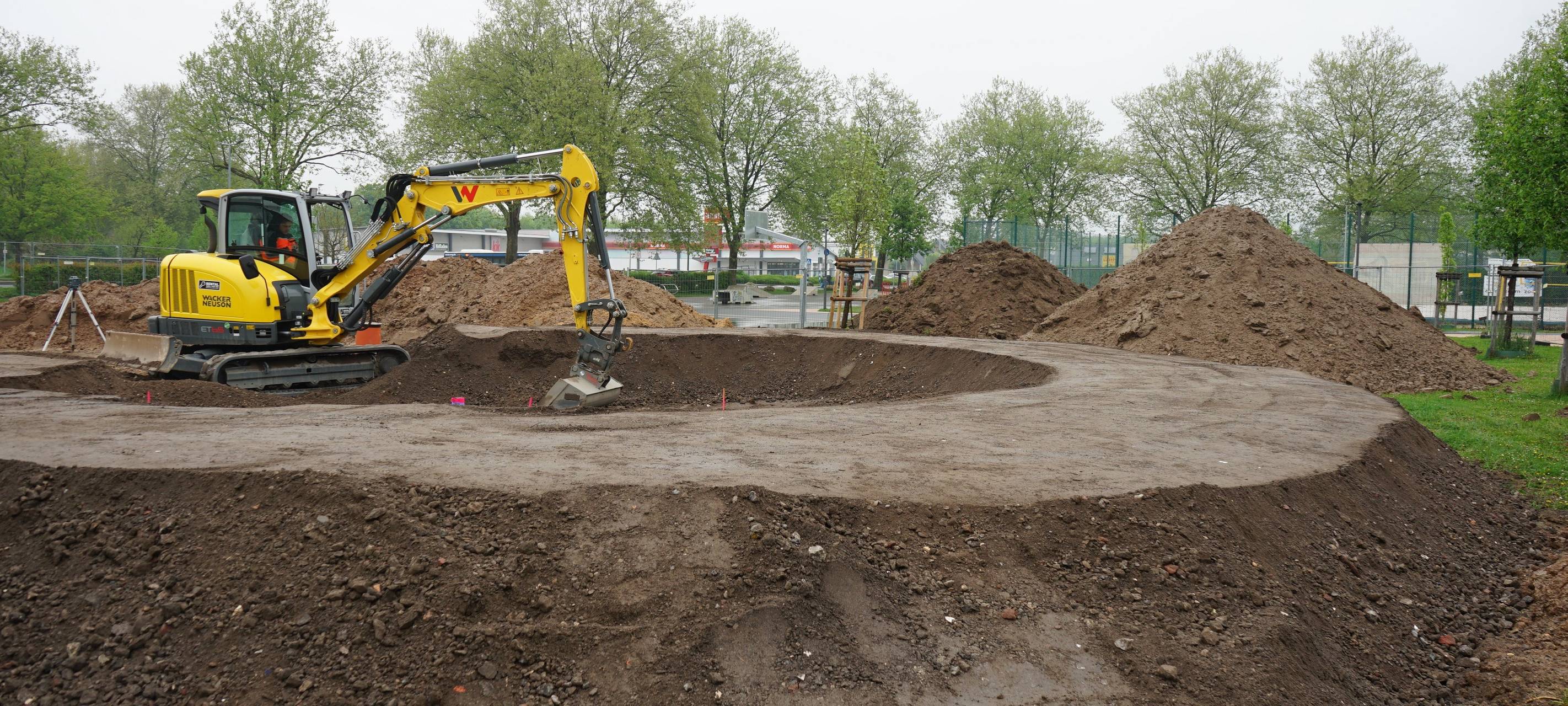 Neue Sportangebote in Elsdorf: Pumptrack und Boulderwand