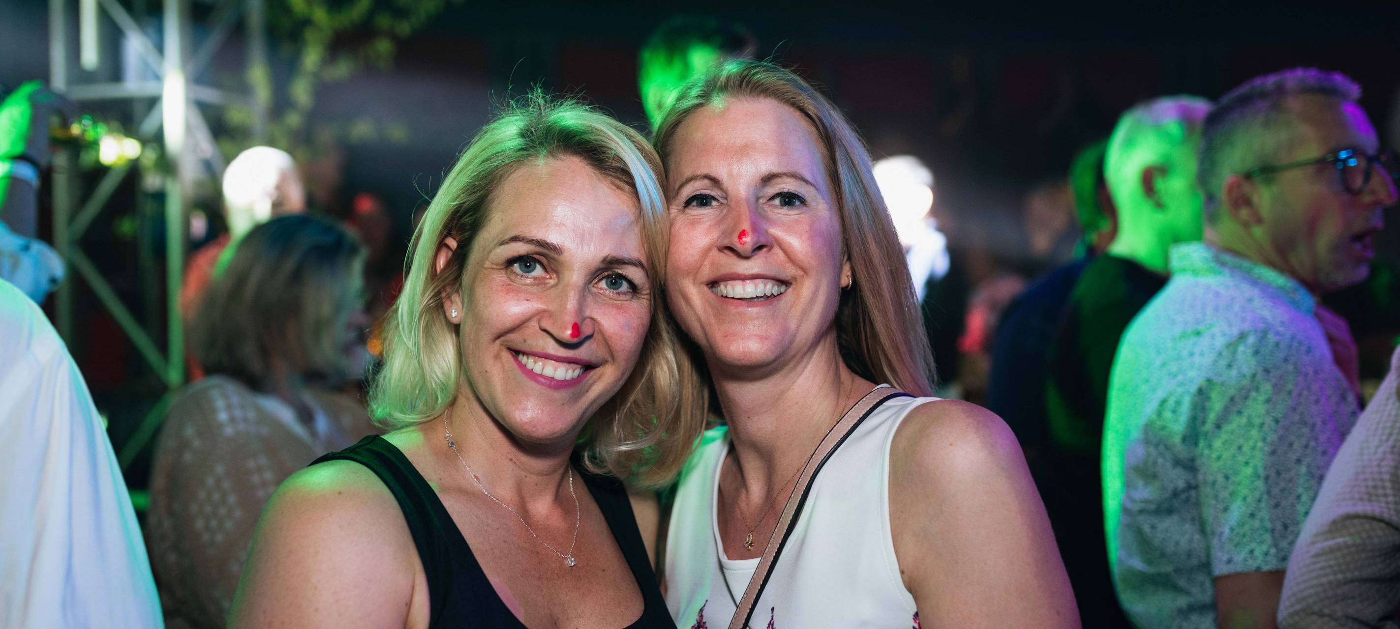 Der große Tanz in den Mai im Zirkuszelt in Hürth!