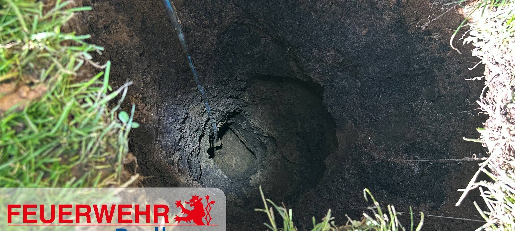 Feuerwehreinsatz in Bedburg-Lipp: Kind aus Grube gerettet