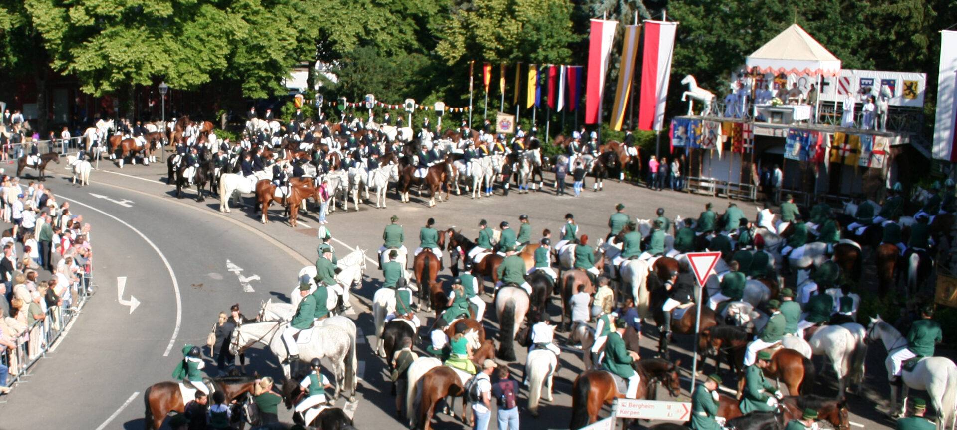 Großes Jubiläum: 800 Jahre Gymnicher Ritt in Erftstadt