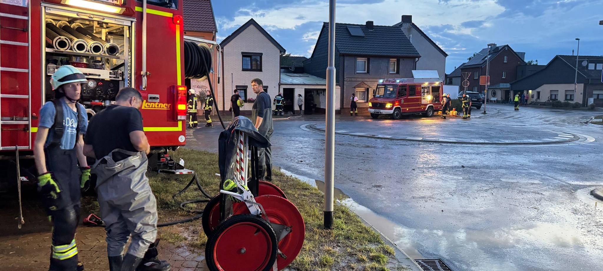 Stromausfall und Überschwemmungen: Unwetter trifft Erftstadt