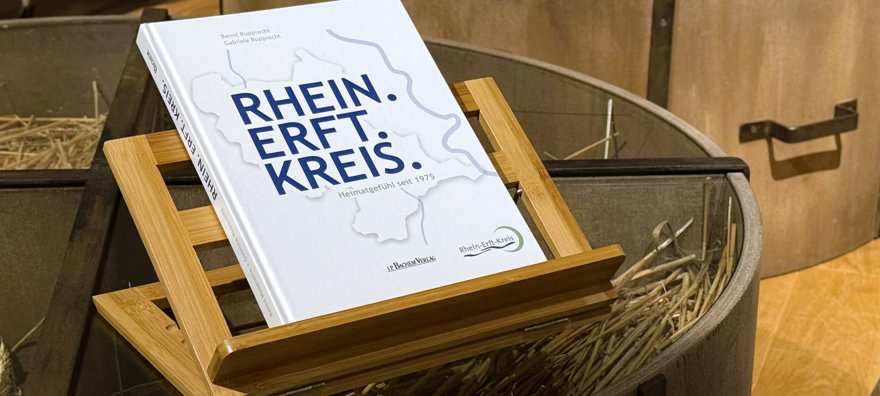 Jubiläumsbuch zeigt 50-jährige Kreisgeschichte