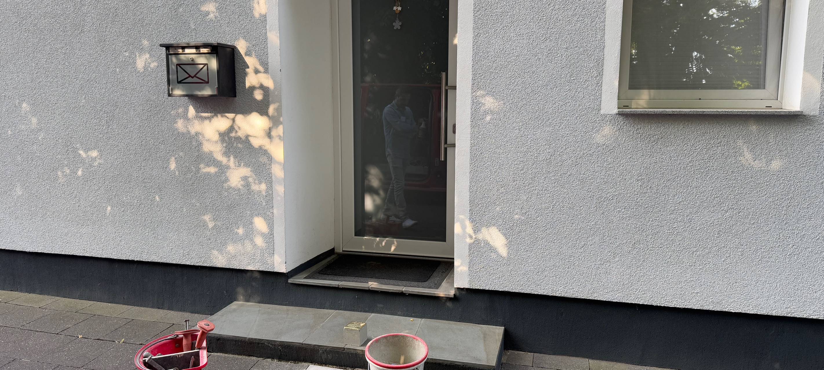 Neue Stolpersteine in Bergheim erinnern an NS-Opfer